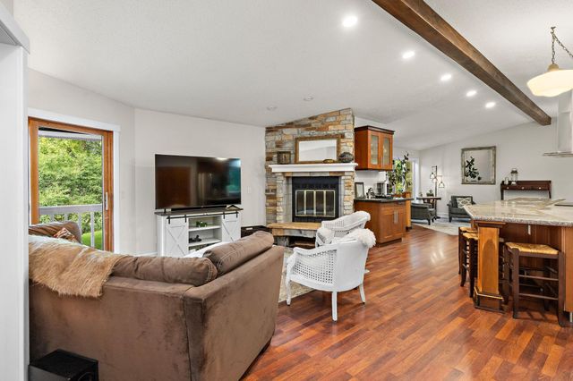 17700 Arrowhead Trail, Minnetonka, MN 55345