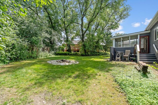 17700 Arrowhead Trail, Minnetonka, MN 55345
