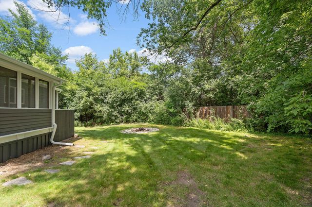 17700 Arrowhead Trail, Minnetonka, MN 55345