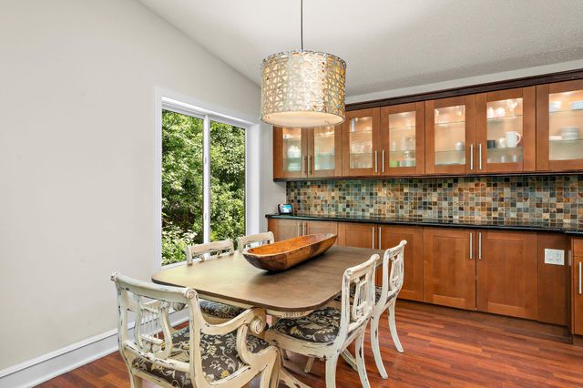 17700 Arrowhead Trail, Minnetonka, MN 55345