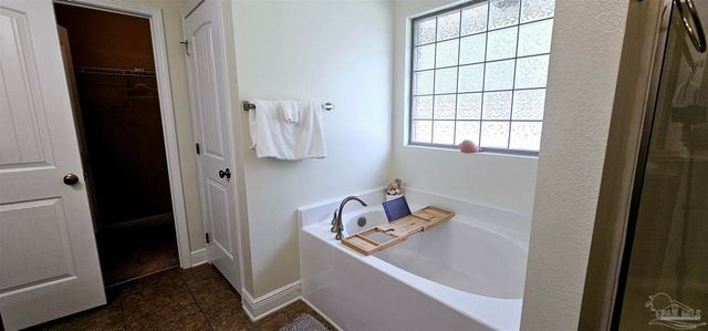 11525 Aruba Dr, Pensacola, FL 32506