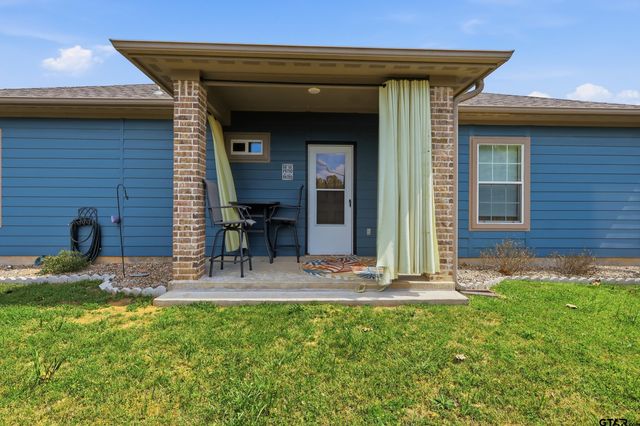 168 TUPELO ST., Pittsburg, TX 75686