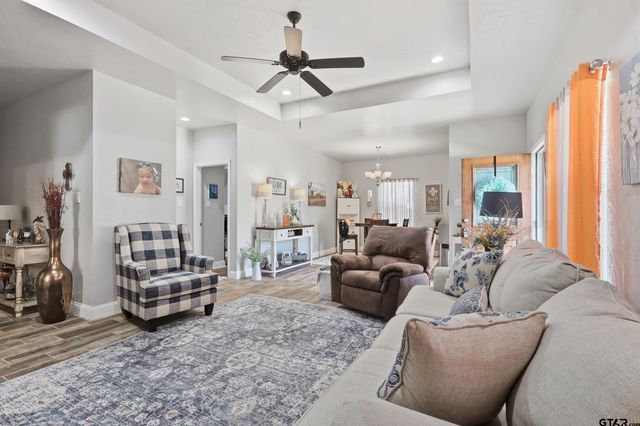 168 TUPELO ST., Pittsburg, TX 75686