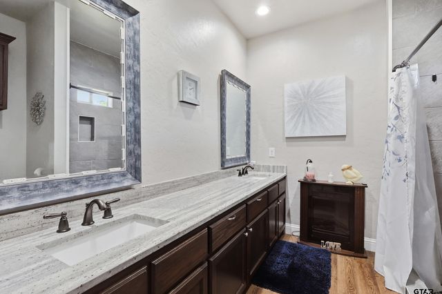 168 TUPELO ST., Pittsburg, TX 75686