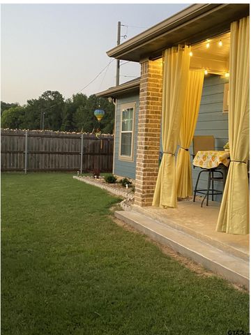 168 TUPELO ST., Pittsburg, TX 75686