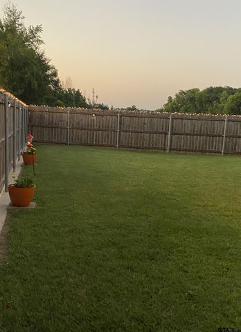 168 TUPELO ST., Pittsburg, TX 75686