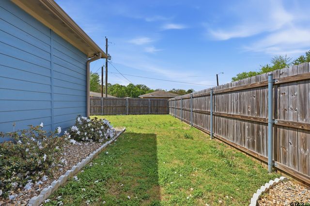 168 TUPELO ST., Pittsburg, TX 75686