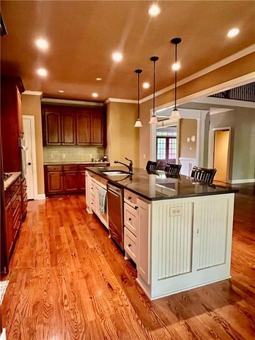 348 Hidden Trail, Pendergrass, GA 30567