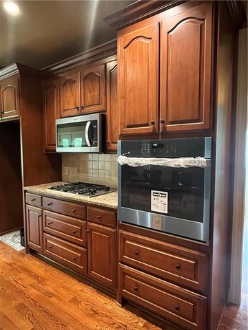 348 Hidden Trail, Pendergrass, GA 30567