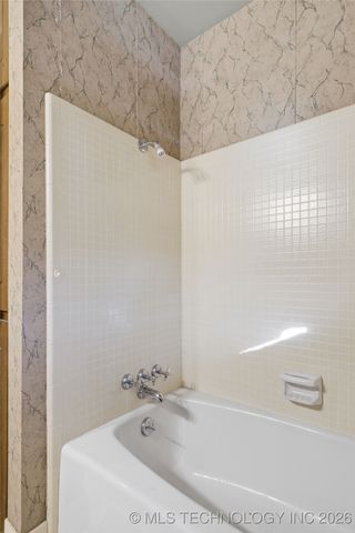 5680 S Boston Avenue, Tulsa, OK 74105