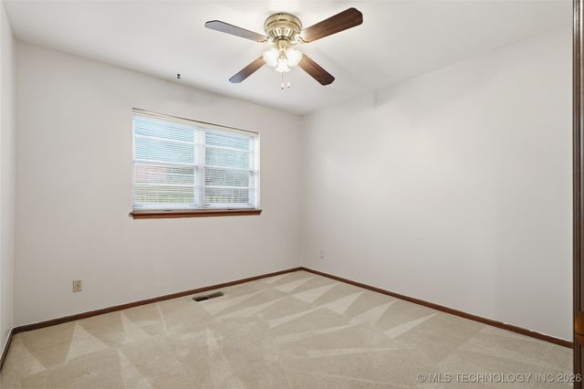 5680 S Boston Avenue, Tulsa, OK 74105