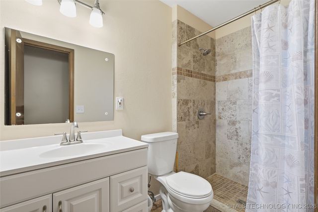 5680 S Boston Avenue, Tulsa, OK 74105