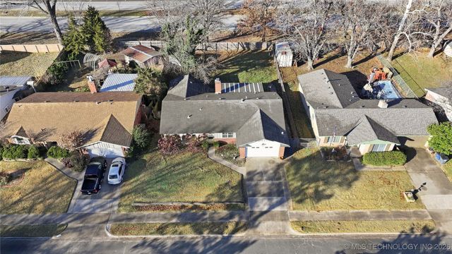 5680 S Boston Avenue, Tulsa, OK 74105