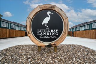 1806 Hwy 35 N., Rockport, TX 78382