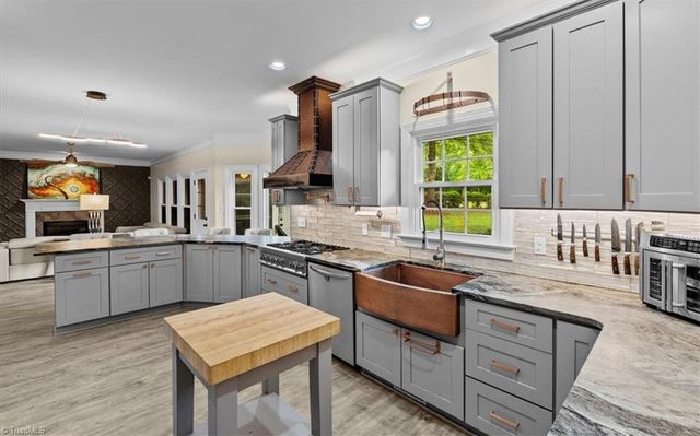 1789 Deer Run Court, Oak Ridge, NC 27310