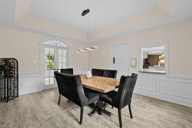 1789 Deer Run Court, Oak Ridge, NC 27310