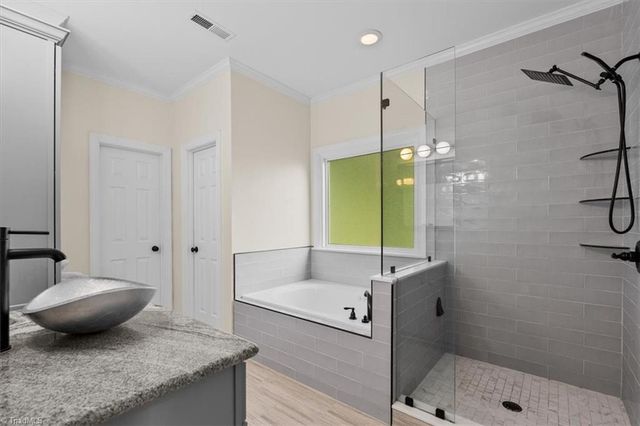 1789 Deer Run Court, Oak Ridge, NC 27310