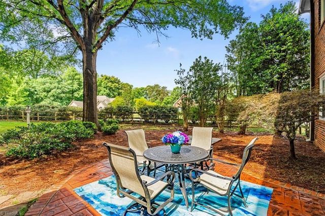 1789 Deer Run Court, Oak Ridge, NC 27310