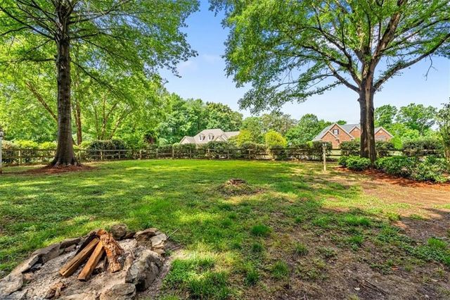 1789 Deer Run Court, Oak Ridge, NC 27310