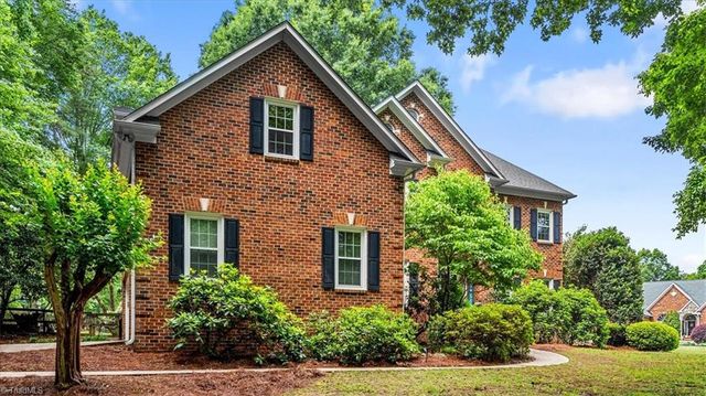 1789 Deer Run Court, Oak Ridge, NC 27310