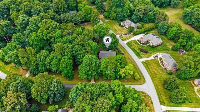 1789 Deer Run Court, Oak Ridge, NC 27310