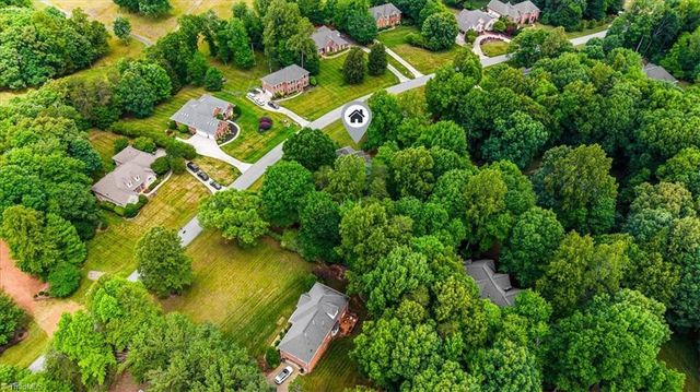 1789 Deer Run Court, Oak Ridge, NC 27310