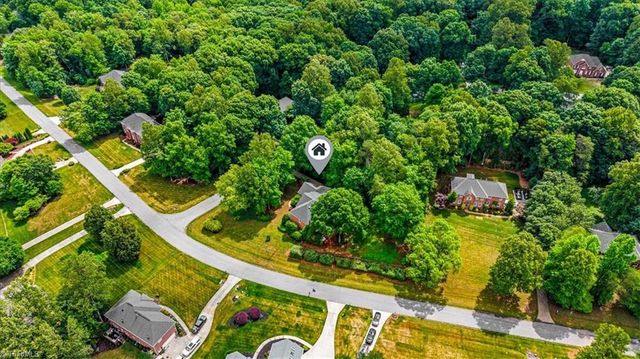 1789 Deer Run Court, Oak Ridge, NC 27310