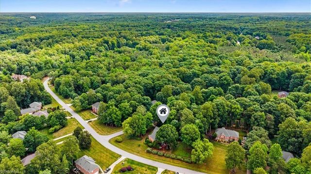1789 Deer Run Court, Oak Ridge, NC 27310