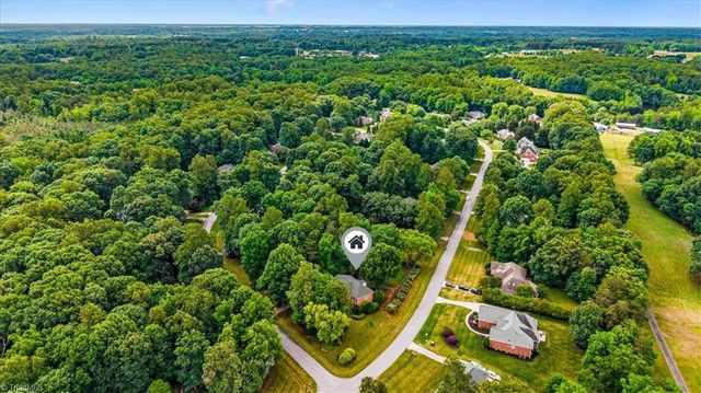 1789 Deer Run Court, Oak Ridge, NC 27310