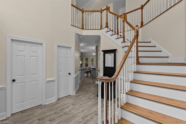 1789 Deer Run Court, Oak Ridge, NC 27310