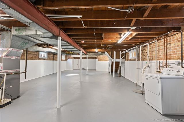 9646 S Harding Avenue, Evergreen Park, IL 60805