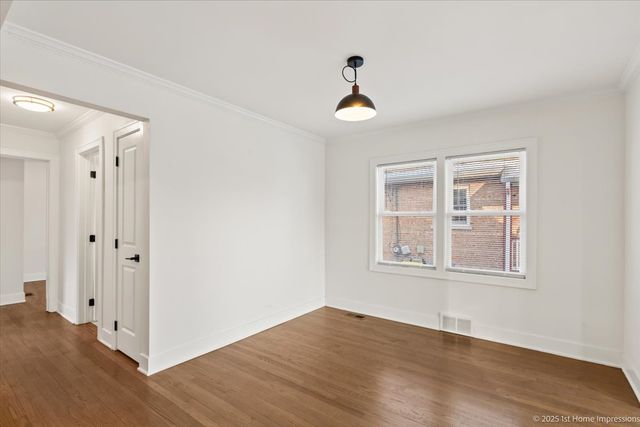 9646 S Harding Avenue, Evergreen Park, IL 60805