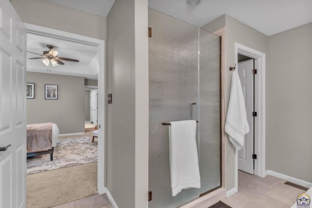 7710 SW 27th ST, Topeka, KS 66614