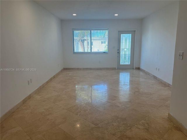 8435 Crespi Blvd 5, Miami Beach, FL 33141
