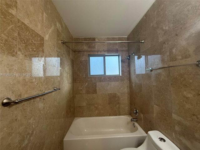 8435 Crespi Blvd 5, Miami Beach, FL 33141