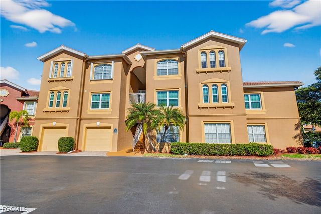 15585 Ocean Walk CIR 215, Fort Myers, FL 33908