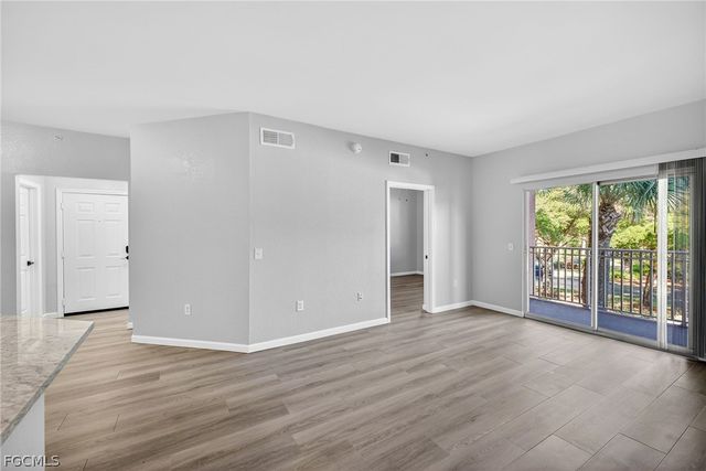 15585 Ocean Walk CIR 215, Fort Myers, FL 33908