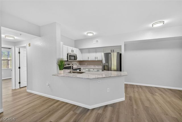 15585 Ocean Walk CIR 215, Fort Myers, FL 33908