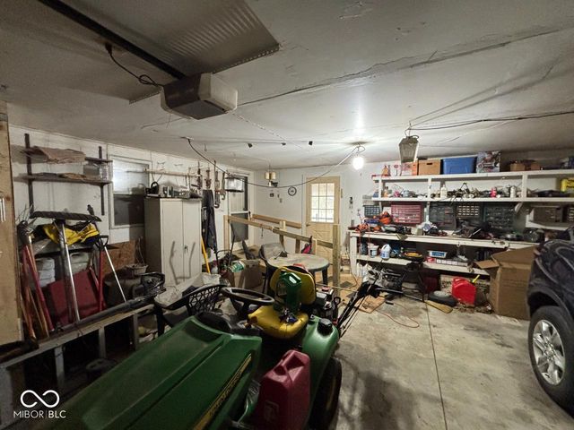 10708 N Colby Avenue, Muncie, IN 47303