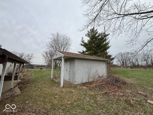 10708 N Colby Avenue, Muncie, IN 47303
