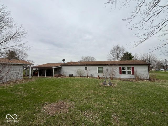 10708 N Colby Avenue, Muncie, IN 47303