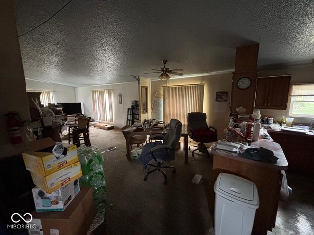 10708 N Colby Avenue, Muncie, IN 47303