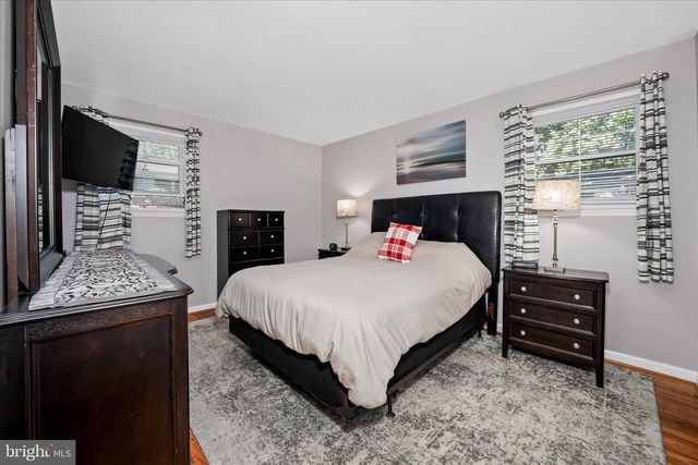 2215 REGAL DR, Wilmington, DE 19810