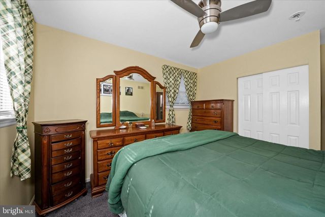 2215 REGAL DR, Wilmington, DE 19810
