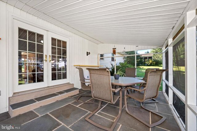 2215 REGAL DR, Wilmington, DE 19810