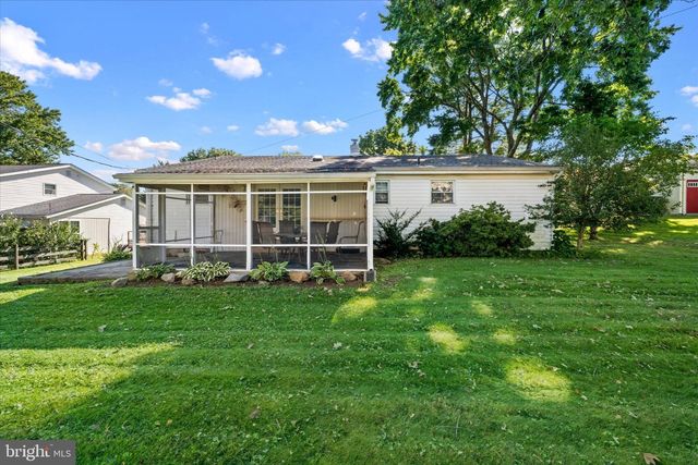 2215 REGAL DR, Wilmington, DE 19810