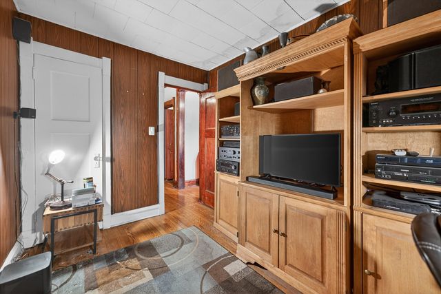 5474 S Everett Avenue 1N, Chicago, IL 60615