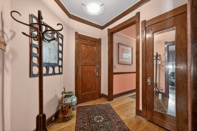 5474 S Everett Avenue 1N, Chicago, IL 60615