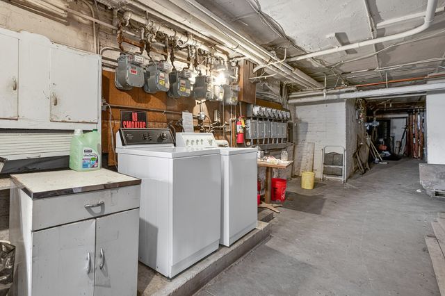 5474 S Everett Avenue 1N, Chicago, IL 60615