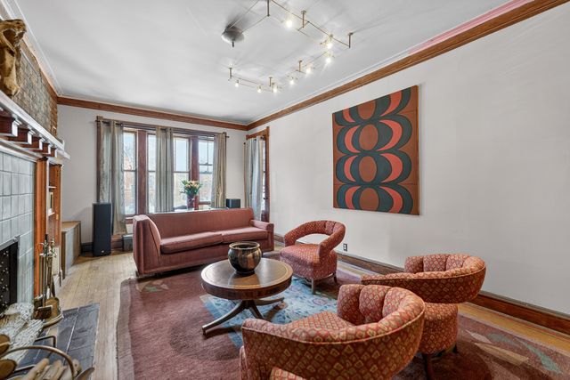 5474 S Everett Avenue 1N, Chicago, IL 60615